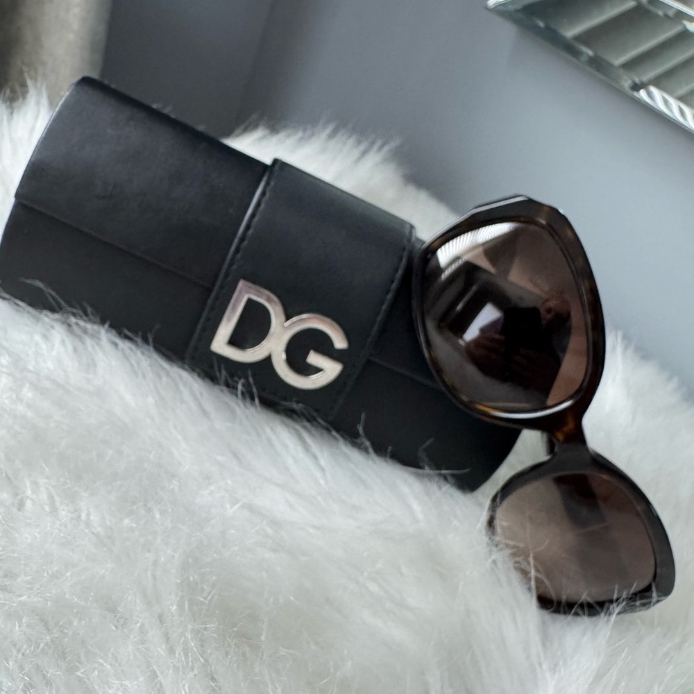 Authentic Dolce & Gabbana Tortoise Shell Sunglasses with Black Case